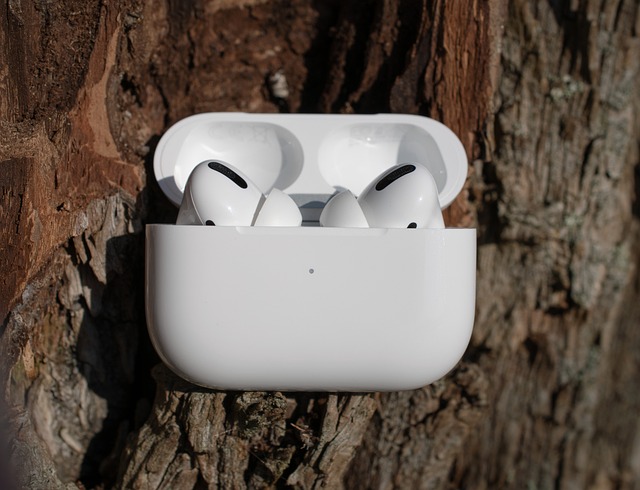 Apple Watch and AirPods troubleshooting video thumbnail Ireland